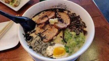 Wulan Ramen Tap House food