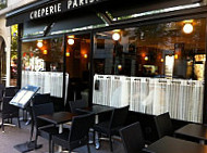 Creperie Parisienne inside