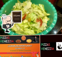 Pizzas Venezzia food