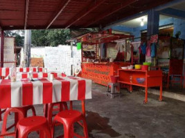 Taqueria Benito Balbuena inside