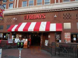 Tgi Friday's inside