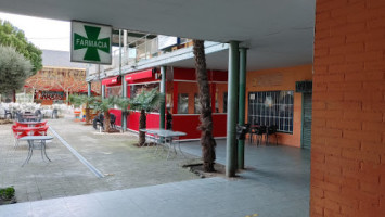 Bar Restaurante Tres Olivos inside