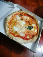 Solo Pizza Napoletana food