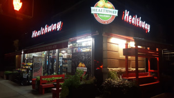 Healthway Delicatessen outside