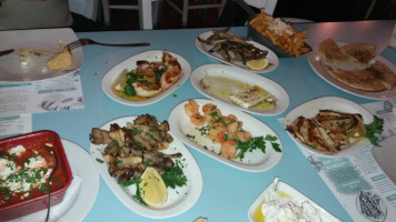 Meze Meze Taverna food