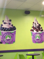 Yogurt Mountain inside