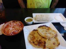 Emanuel's Salvadoran And Mexican Cuisine food