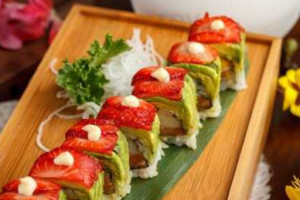 Hana Sushi food