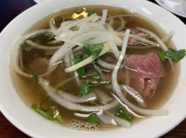 Pho Thgn Brothers food