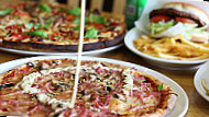 Pizzeria Roma food