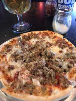 Bariola's Pizzeria food