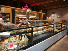 Le Boulangerie food