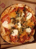 Mod Pizza food