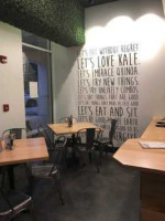 Freshii inside