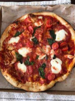 Blaze Pizza Mall Ring Circle food