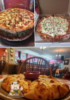 Lefty's Pizzeria & Lounge food