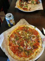 Mod Pizza Bridgeport food