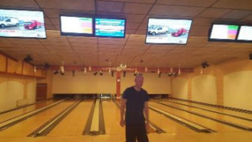 Bowling En Partycentrum Krimpenhof B.v. inside