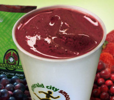 Emerald City Smoothie food