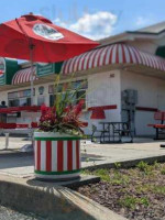 Rita's Italian Ice outside