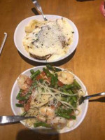 Olive Garden food