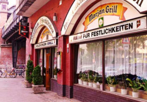 Marjan Grill outside