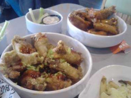 Buffalo Wings & Rings food