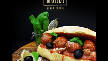 Mordi Sandwichouse food