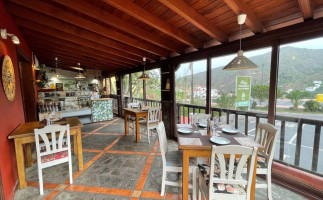 Terrace- Los Telares food