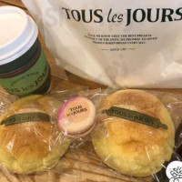 Tous Les Jours food