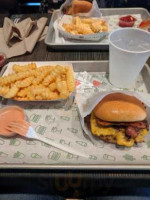 Shake Shack Wayne food