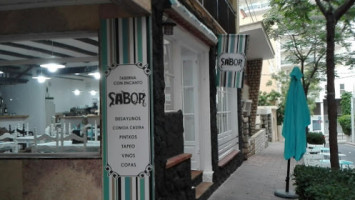 Sabor outside