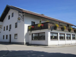 Gasthof Jägerwirt outside