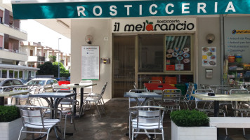 Il Melarancio Rosticceria inside