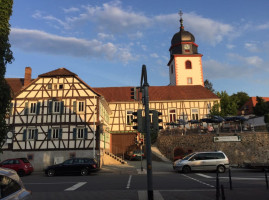 Gasthaus Zur Linde inside