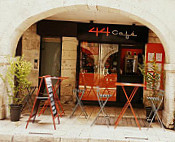 44 Cafe outside