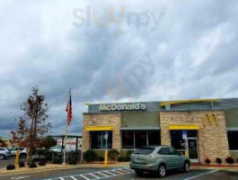 Mcdonald's outside