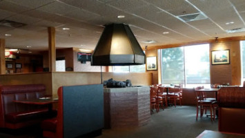 Pizza Hut inside