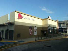 Taco Bell outside