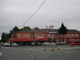 Hostal Carballeira outside