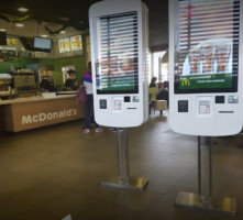 Mcdonald's La Abadia outside