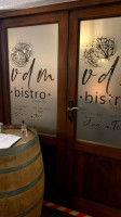 Vdm Bistro inside