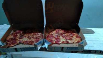 Domino's Pizza food