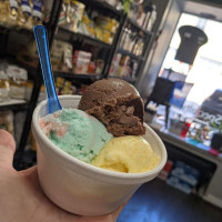 Orillia Italian Gelato And Market food