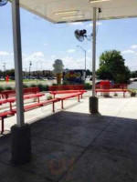 Andy's Frozen Custard outside