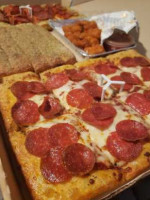 Pizza Hut food