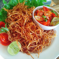 ร้านตำแซ่บbyแพท food