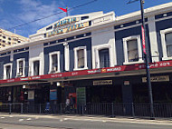 Glenelg Jetty Hotel food