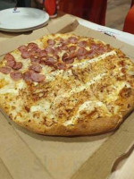 Domino's Pizza Cuiabá food