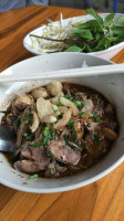 ก๋วยเตี๋ยวเรือ ลองเบิ่ง food